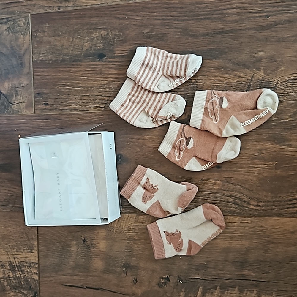 COPY - Elegant Baby sock bundle Bear 0-12M